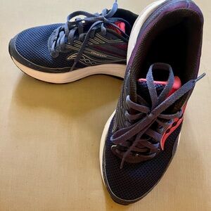 Saucony women’s sneakers